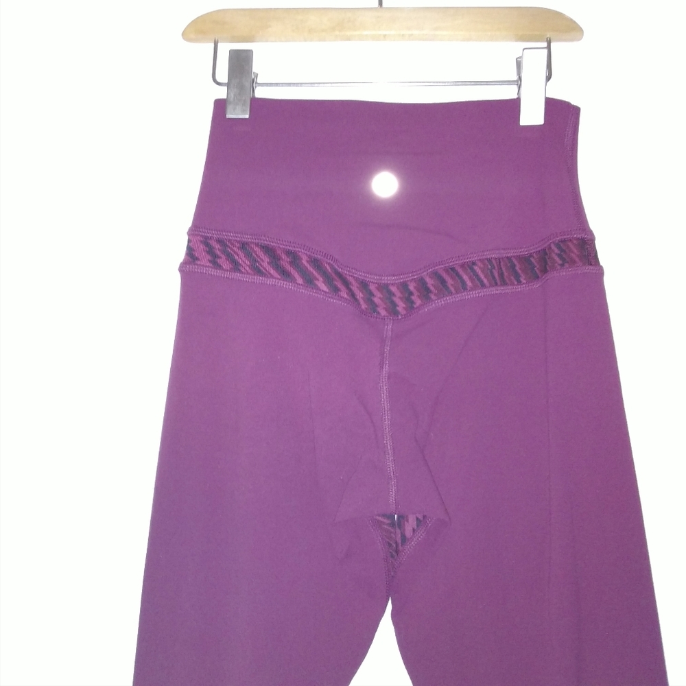 Lululemon Athletica  Plum Leggings - Picture 3 of 16